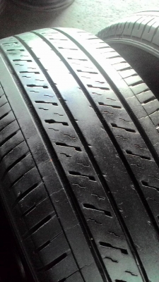 215/65R16 DUNLOP SP LT37 ชุด 4 เส้น tel.081-427-3941 215/65R16 DUNLOP SP LT37 ชุด 4 เส้น tel.081-427-3941