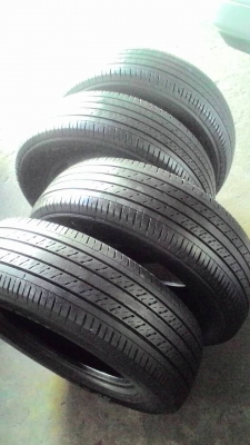 215/65R16 DUNLOP SP LT37 ชุด 4 เส้น tel.081-427-3941 215/65R16 DUNLOP SP LT37 ชุด 4 เส้น tel.081-427-3941