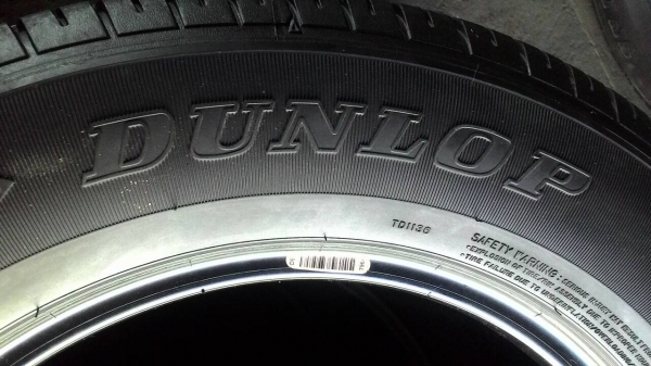 215/65R16 DUNLOP SP LT37 ชุด 4 เส้น tel.081-427-3941 215/65R16 DUNLOP SP LT37 ชุด 4 เส้น tel.081-427-3941