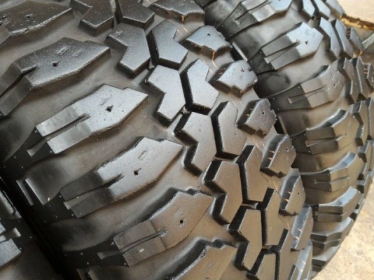 ขายยาง Maxxis Bighorn 265 x 70 x 17 MT ยางอย่างเดียวครับ ขายยาง Maxxis Bighorn 265 x 70 x 17 MT ยางอย่างเดียวครับ