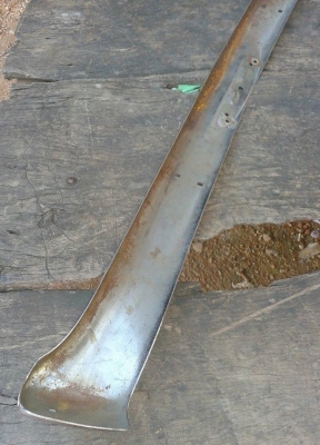 ขายกันชนหน้าดัทสัน 620สภาพตามรูป ของใหม่เก่าเก็บมีสนิมนิดหน่อยไม่บุบครับ ราคา 1900บาท