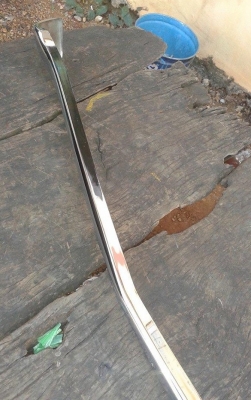 ขายกันชนหน้าดัทสัน 620สภาพตามรูป ของใหม่เก่าเก็บมีสนิมนิดหน่อยไม่บุบครับ ราคา 1900บาท