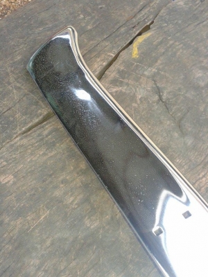 ขายกันชนหน้าดัทสัน 620สภาพตามรูป ของใหม่เก่าเก็บมีสนิมนิดหน่อยไม่บุบครับ ราคา 1900บาท