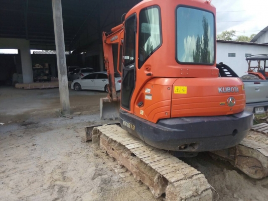 ขายรถแบคโฮ KUBOTA KX1613 ขนาด 5 ตัน เอกสารเล่มทะเบียน มีหัวคีปไม้พร้อมบุ้งกี๋ ไมล์ 5000 ชม.ราคา 750000