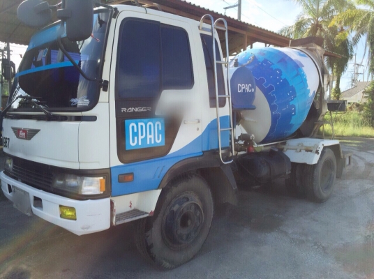 ขายรถหกล้อโม่ปูน