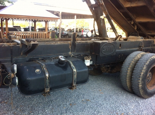 ขายรถบรรทุกสิบล้อดัมพ์ Hino 2K เครื่องเดิม 240 แรง ปี 42 กระบะดัมพ์สามมิตร รถป้ายแดงมือเดียว ทะเบียนพร้อม