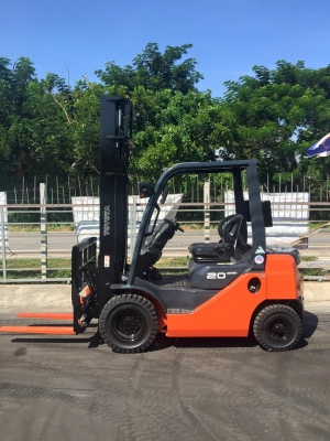 ขาย TOYOTA 8FD20  รถเก่าญี่ปุ่น เสา 4.5 เมตร งาฮิ้งฟอล์ค