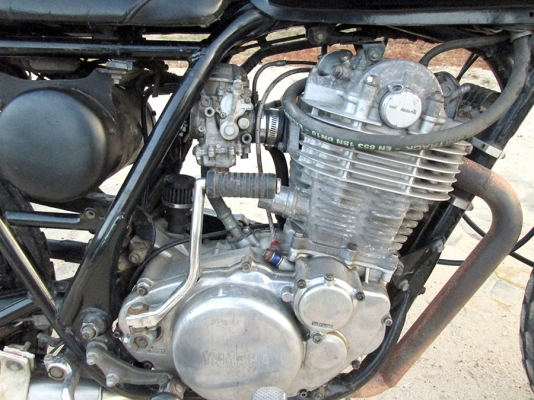 Yamaha SR400 เลขเต็ม