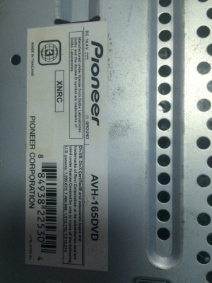 Pioneer AVH-165DVD จอความละเอียดWVGA USB DVD MP3 AUX ปรีเอ้า2ชุด วีดีโอ in out อย่างละ1 สภาพสวย อุปกรณ์ครบ ยกกล่อง มือ2