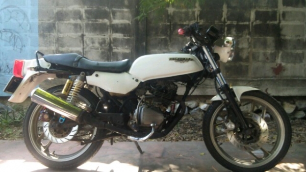 cb 125