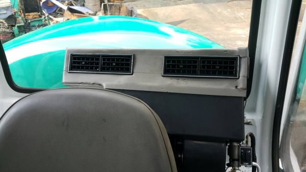 ขาย รถขุด KOMATSU รุ่น PC30-7- มือสองญี่ปุ่น หัวเก๋ง ติดตั้งแอร์ใหม่ อย่างดี แทรกเหล็ก สลักแน่น สวยพร้อมใช้งาน มือถือ/LINE ID : 0818753444 ขาย รถขุด KOMATSU รุ่น PC30-7- มือสองญี่ปุ่น หัวเก๋ง ติดตั้งแอร์ใหม่ อย่างดี แทรกเหล็ก สลักแน่น สวยพร้อมใช้งาน มือถือ/LINE ID : 0818753444