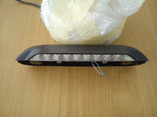 ไฟเบรคหลังดวงที่สาม แบบ LED ของรถ TOYOTA แท้