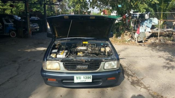 ขายอีซูแค็ปพวงมาลัยพาวเวอร์ ปี 99