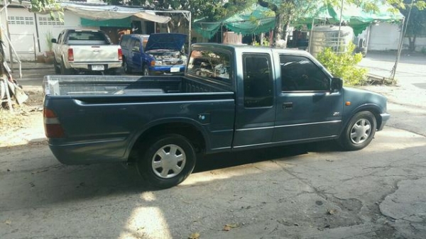 ขายอีซูแค็ปพวงมาลัยพาวเวอร์ ปี 99