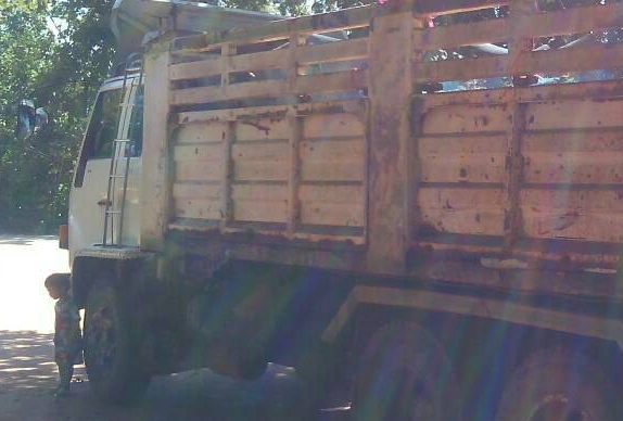 **820,000 บ.ต่อรอง/// 10ล้อพ่วง ISUZU ROCKY FVZ-210HP (ร็อคเล็ก) แม่+ลูกดั้มเหล็ก เล่มทะเบียน **ขาย ISUZU ROCKY FVZ-210แรง 18ล้อพ่วง แม่+ลูกดั้มเหล็ก สภาพดี พร้อมใช้งาน ราคาเบาๆ ISUZU ROCKY FVZ12MY 6BG1-TC Turbointer 210แรง (ร็อคเล็ก) จดใหม่ ปี48 เครื่องเ