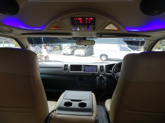 Toyota commuter 2.7 CNG ปี2009 โทร 098-919-0159 ดาวออโต้เบสท์ Toyota commuter 2.7 CNG ปี2009 โทร 098-919-0159 ดาวออโต้เบสท์