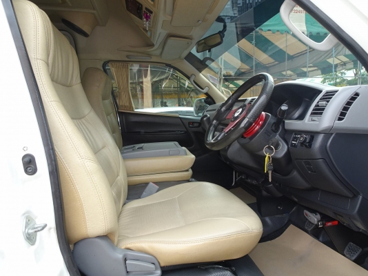 Toyota commuter 2.7 CNG ปี2009 โทร 098-919-0159 ดาวออโต้เบสท์ Toyota commuter 2.7 CNG ปี2009 โทร 098-919-0159 ดาวออโต้เบสท์