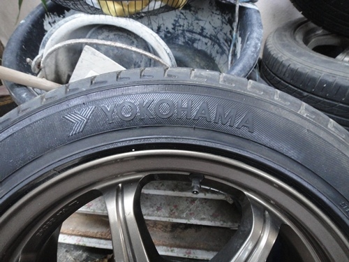 ล้อแท้ Made in Japan น้ำหนักเบามาก ขอบ15 4รู100 -114 พร้อมยาง 185/55/r15 4วง ราคา4900บาท โทร0927689000 ล้อแท้ Made in Japan น้ำหนักเบามาก ขอบ15 4รู100 -114 พร้อมยาง 185/55/r15 4วง ราคา4900บาท โทร0927689000