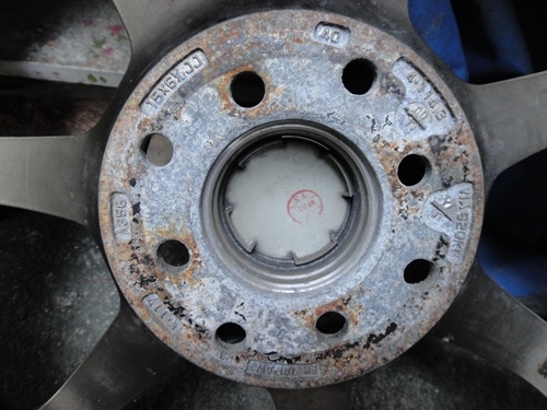 ล้อแท้ Made in Japan น้ำหนักเบามาก ขอบ15 4รู100 -114 พร้อมยาง 185/55/r15 4วง ราคา4900บาท โทร0927689000 ล้อแท้ Made in Japan น้ำหนักเบามาก ขอบ15 4รู100 -114 พร้อมยาง 185/55/r15 4วง ราคา4900บาท โทร0927689000