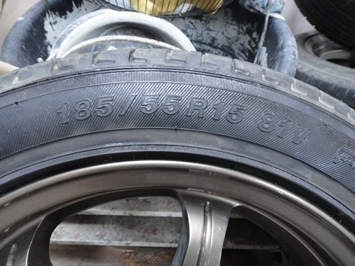 ล้อแท้ Made in Japan น้ำหนักเบามาก ขอบ15 4รู100 -114 พร้อมยาง 185/55/r15 4วง ราคา4900บาท โทร0927689000 ล้อแท้ Made in Japan น้ำหนักเบามาก ขอบ15 4รู100 -114 พร้อมยาง 185/55/r15 4วง ราคา4900บาท โทร0927689000