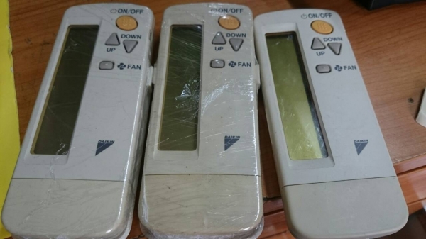 รีโมทแอร์ไดกิ้น  ฝังฝ้า ของเเท้แท้