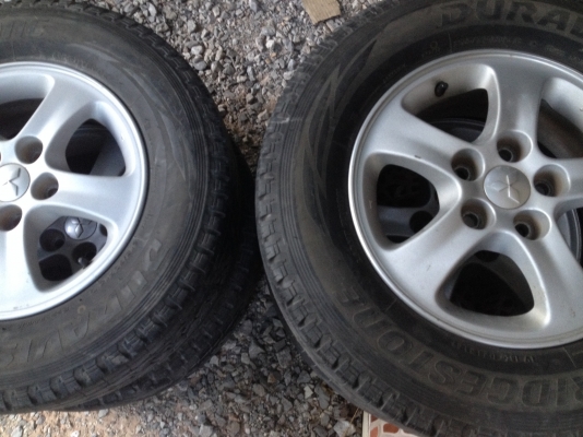 ขายล้อแม็กไทรทัน 5 รู 114 พร้อมยาง ปี 14