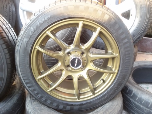 ขายล้อ Lenso PdE ขอบ15 4รู100 กว้าง7 ET40 พร้อมยาง  4 ล้อ