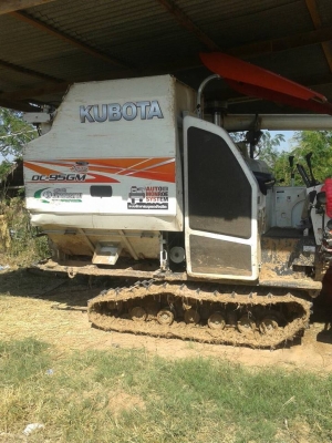 ขายดาวน์400,000 รถเกี่ยวข้าว KUBOTA DC95 PLUS เหลืองวดอีก4แสน สนใจโทร 090-8588220คุณนะ 093-3258446คุณบิว หรือเข้าดูสินค้าอื่นๆได้ที่ www.truck.in.th/498 หรือเพจFacebook ณรงค์ ซื้อขายรถมือสอง (เว็บไซต์ส่วนตัว) หรือFacebook ตลาดรถมือสอง คุณนะ