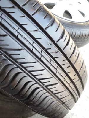 ขายล้อ NISSAN March 15 ยางปี  13   4 ล้อ