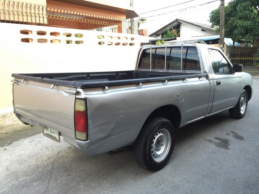 ขายFrontier ปี05 มือเดียวป้ายแดง สภาพตามรูปครับ ขายFrontier ปี05 มือเดียวป้ายแดง สภาพตามรูปครับ