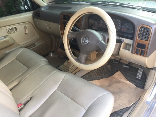 ขายFrontier ปี05 มือเดียวป้ายแดง สภาพตามรูปครับ ขายFrontier ปี05 มือเดียวป้ายแดง สภาพตามรูปครับ