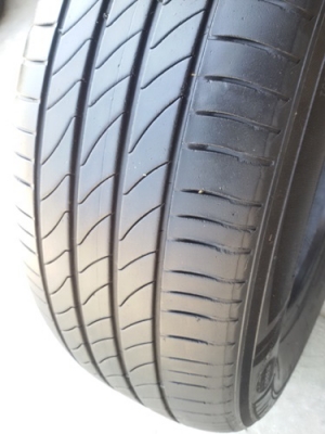 ขายยาง225/60/16 ปี 13 MICHERLIN 3ST 4 เส้น ขายยาง225/60/16 ปี 13 MICHERLIN 3ST 4 เส้น