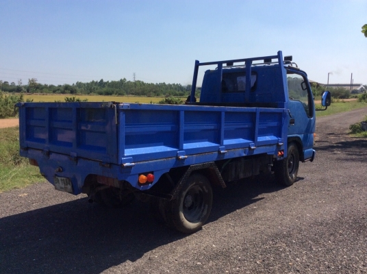 ISUZU6ล้อ (ป้ายไม่ติดเวลา) ครัทซีสวย พวงมาลัยพาวเวอร์ กระจกไฟฟ้า ขาย 270,000 บาท ศุภากร 081-1903107, 081-4252943