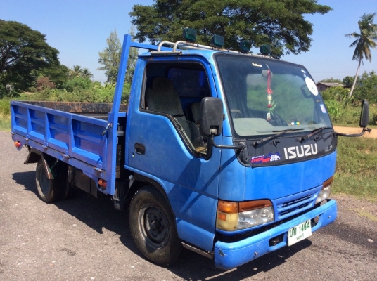 ISUZU6ล้อ (ป้ายไม่ติดเวลา) ครัทซีสวย พวงมาลัยพาวเวอร์ กระจกไฟฟ้า ขาย 270,000 บาท ศุภากร 081-1903107, 081-4252943