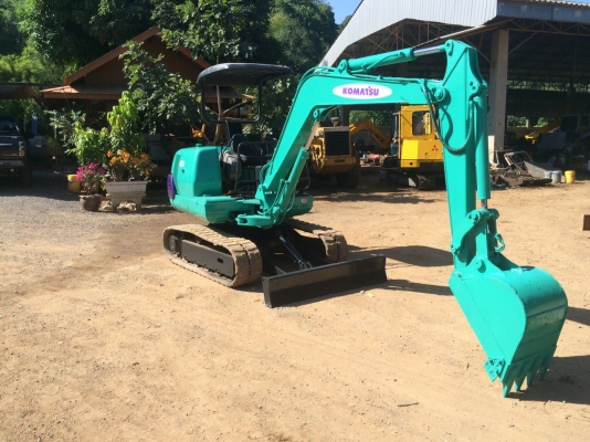 ขายด่วน KOMATSU PC 20-7 แทรคเหล็ก พร้อมทำสีเช็คระบบ มีเอกสารครบ สภาพพร้อมใช้งาน ราคาต่อรองได้