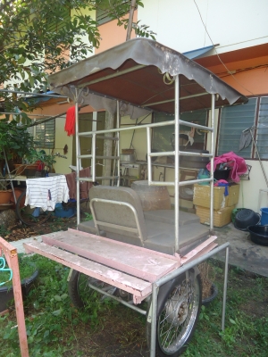 รถพ่วงคนพิการ