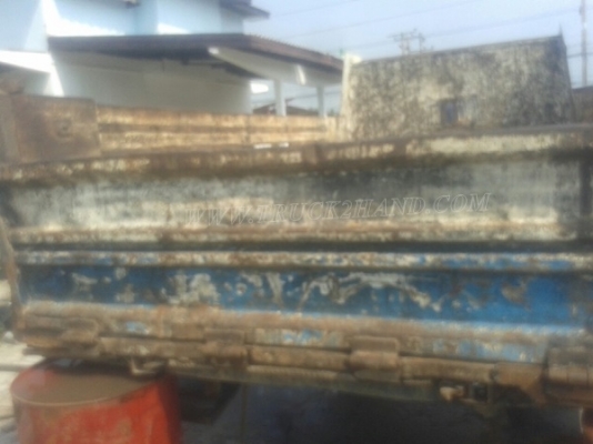 กระบะดัมพ์สามมิตรถอดออกจากรถดั๊มอีโน่ (ตามภาพรูปรถ) กระบะยาว 4 เมตร