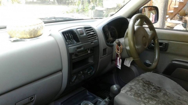 ขายรถกระบะ D-MAX SX2.5 สภาพสวยมากพร้อมใช้งาน เอกสารพร้อมโอน สนใจโทร 090-8588220คุณนะ 093-3258446คุณบิว หรือเข้าดูสินค้าอื่นๆได้ที่ www.truck.in.th/498 หรือเพจFacebook ณรงค์ ซื้อขายรถมือสอง (เว็บไซต์ส่วนตัว) หรือFacebook ตลาดรถมือสอง คุณนะ