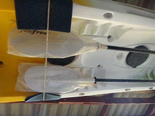 ขายเรือคายัค CORONA แบบนั่งบน 3 ที่นั่ง ของใหม่