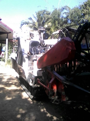 ขายรถเกี่ยวข้าว KUBOTA DC60 ปี53 สภาพพร้อมใช้งาน เอกสารเล่มทะเบียนพร้อมโอน สนใจโทร 090-8588220คุณนะ 093-3258446คุณบิว หรือเข้าดูสินค้าอื่นๆได้ที่ www.truck.in.th/498 หรือเพจFacebook ณรงค์ ซื้อขายรถมือสอง (เว็บไซต์ส่วนตัว) หรือFacebook ตลาดรถมือสอง คุณนะ