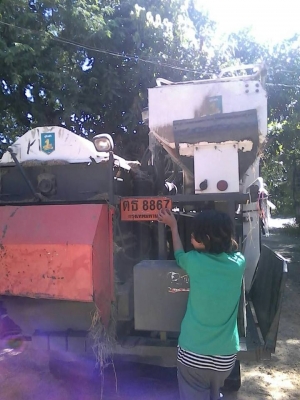 ขายรถเกี่ยวข้าว KUBOTA DC60 ปี53 สภาพพร้อมใช้งาน เอกสารเล่มทะเบียนพร้อมโอน สนใจโทร 090-8588220คุณนะ 093-3258446คุณบิว หรือเข้าดูสินค้าอื่นๆได้ที่ www.truck.in.th/498 หรือเพจFacebook ณรงค์ ซื้อขายรถมือสอง (เว็บไซต์ส่วนตัว) หรือFacebook ตลาดรถมือสอง คุณนะ