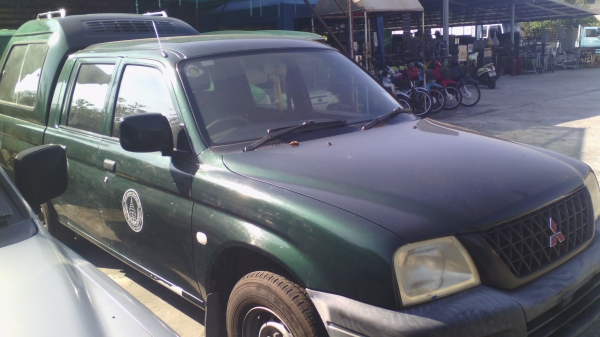 ขายรถกะบะ 4 ประตูยี่ห้อ มิตซูบิชิ สตราด้า ราคานี้พร้อมจดทะเบียนใหม่ให้ด้วยครับ