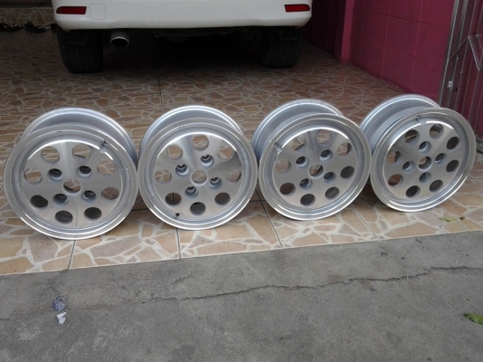 ล้อ mira 13x5.5 / 4x110 ทำสีปัดเงาแล้ว พร้อมใส่ ส่งได้ทั่วไทย 0850227371