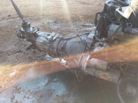 ขายเครื่องNissan Big-M พร้้อมเกียร์ TD-25