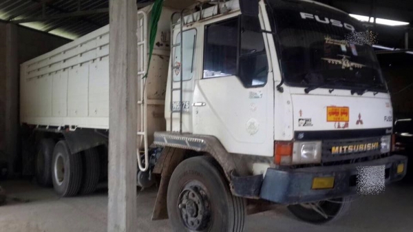 ขายรถสิบล้อ MITSUBISHI FUSO TF 220 แรงเทอร์โบ พ่วงแม่ลูกดั้ม รถสวยเดิม รีบๆนะครับ ราคาต่อรองได้