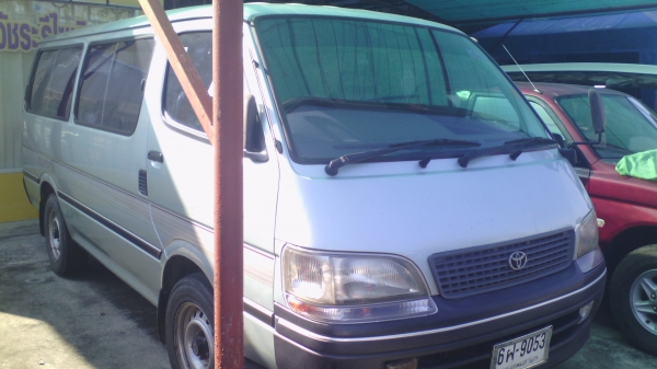 ขายรถตู้สภาพพร้อมใช้งาน ยี่ห้อ โตโยต้า HIACE 2.8D ปี1996