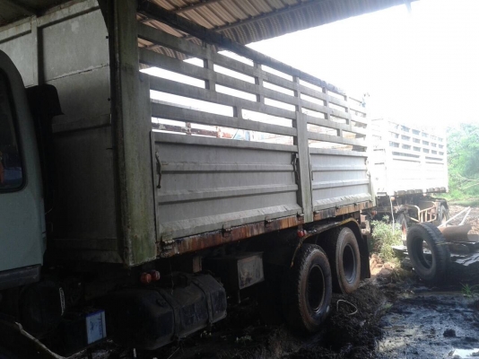 ขายรถบรรทุก 18 ล้อพ่วงแม่ลูกดัมพ์ HINO FM226 เครื่อง PO9C 320 แรงม้าหัวสิงห์ไฮเทค ลูกพ่วง 2 เพลา ราคา 950000