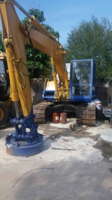 ขายรถแบคโฮ KOMATSU PC120-3 มี่หัวแม่เหล็กดูดเหล็ก ราคา 650000