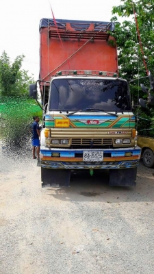 ขายสิบล้อ HIno SUMO 227 220แรงพ่วงแม่ดั้ม เครื่องเดิม เกียร์อี้ตั้น