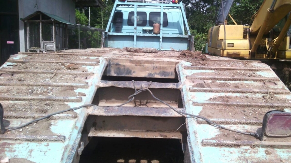 ขายรถบรรทุก 10 ล้อเทรลเลอร์ ISUZU ROCKY 210 แรงม้าใส่เครื่อง EM100 220 แรงม้า 2 เพลาสโลว์ดึง ราคา 670000